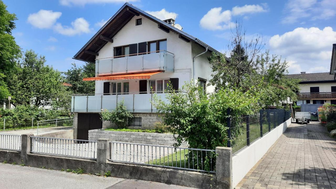 Green Hill Apartments - ドルンビルン エクステリア 写真